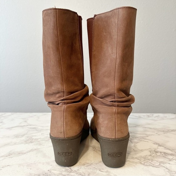 Keen Akita Pull On Leather Mid Calf Chelsea Boot Wedge Heel Women’s Size 8.5 EUC - Picture 4 of 10